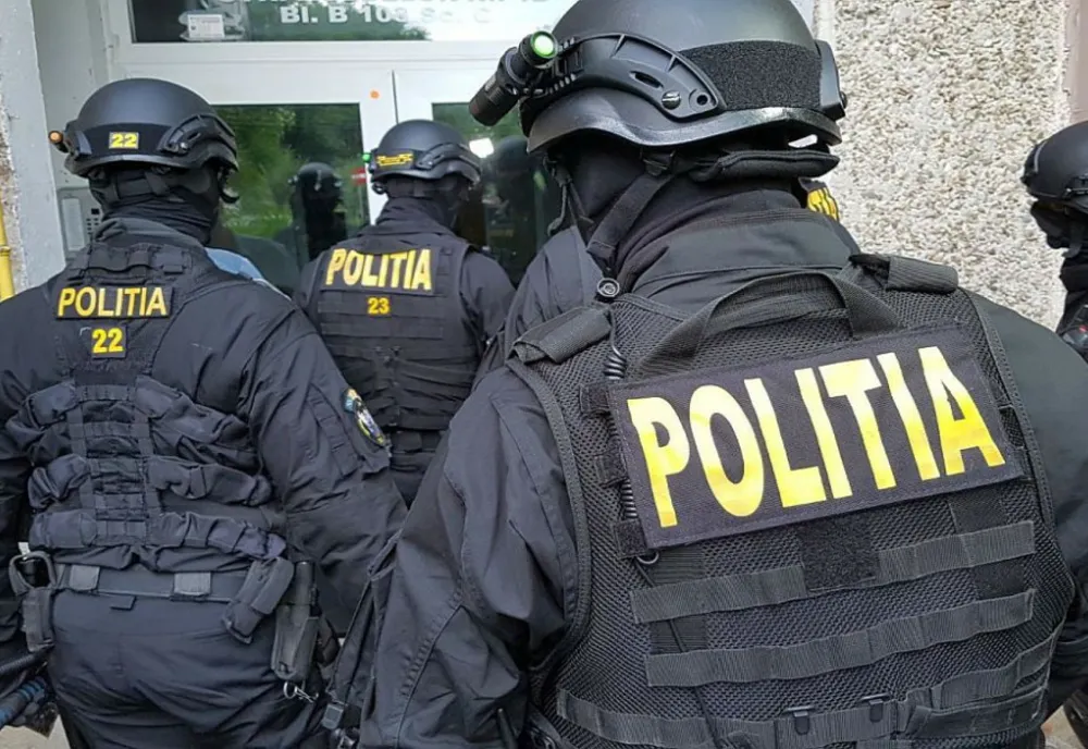 Opt percheziții, efectuate în Timiș de polițiștii mureșeni, pentru falsificare de valută și înșelăciune! Două persoane, aduse la audieri