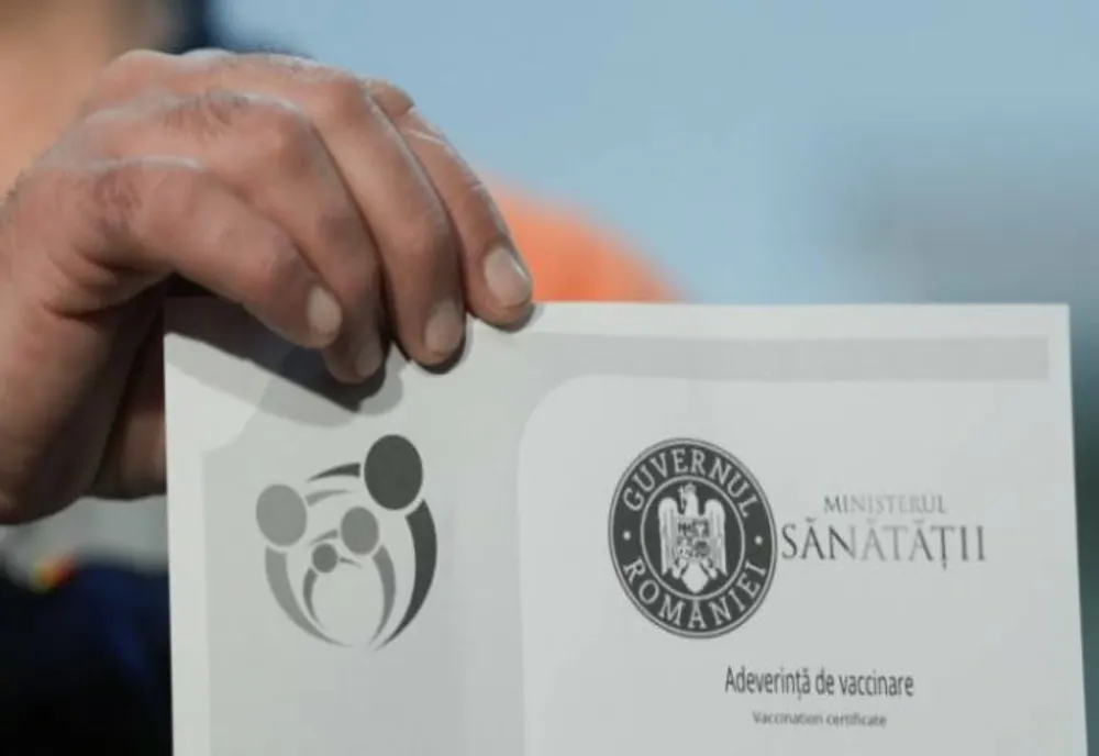Procurorii au început urmărirea penală a medicului din Mehedinţi care a eliberat adeverinţe de vaccinare nereale