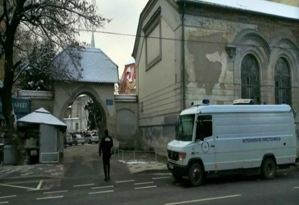 Alarmă cu bombă la un liceu din Timișoara