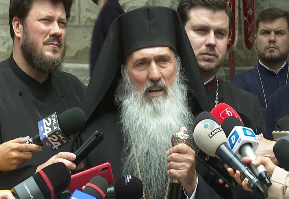 Arhiepiscopul Tomisului, IPS Teodosie, urmărit penal de DNA pentru cumpărare de influenţă 