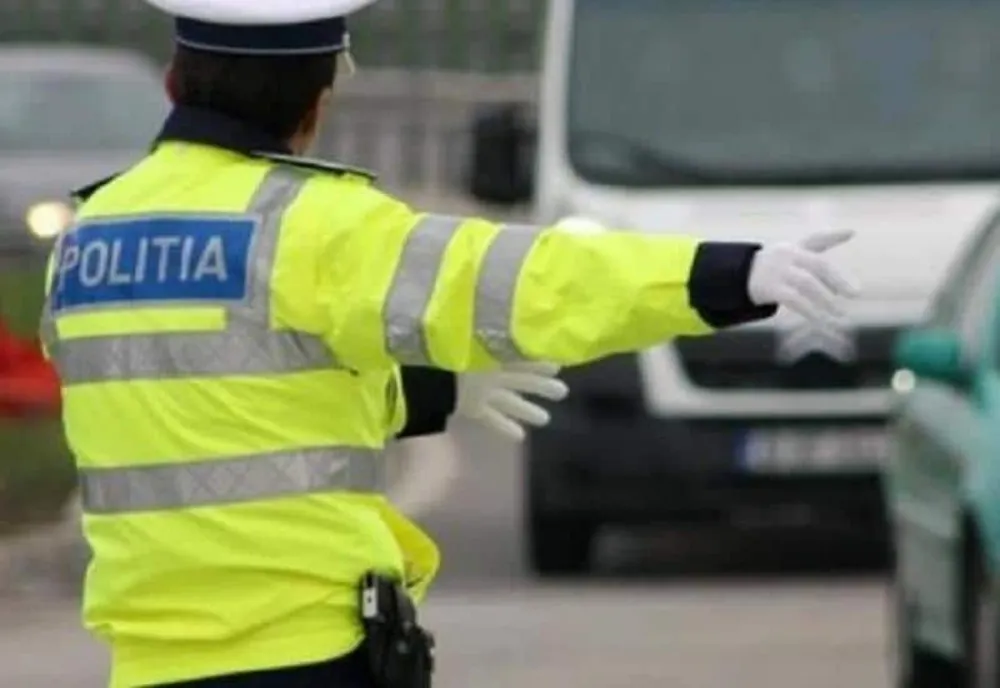 Circulație deviată pe mai multe drumuri din țară