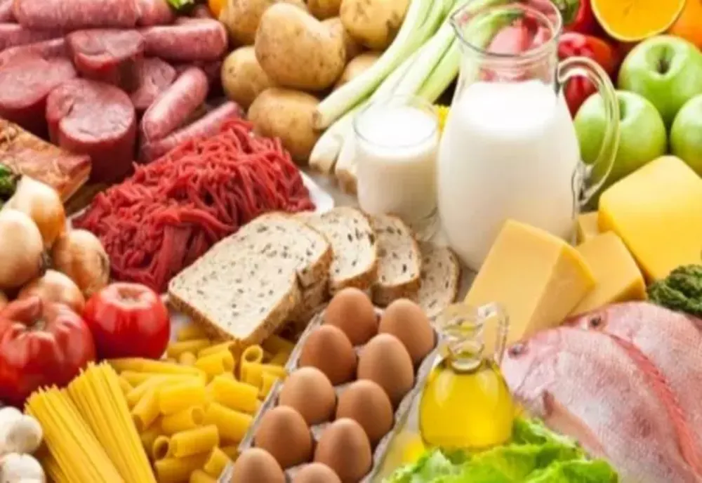 Guvernul a adoptat OUG pentru reducerea preţurilor unor alimente