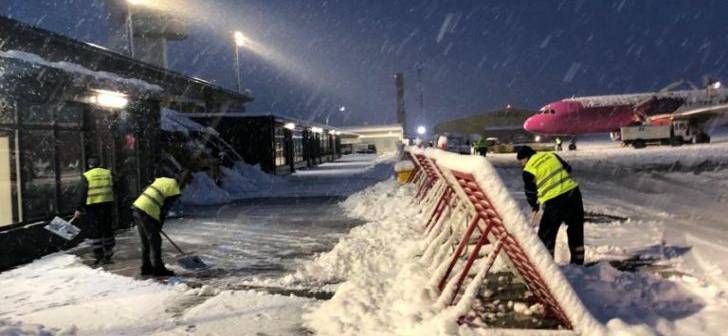 deszapezire-aeroport-728x336