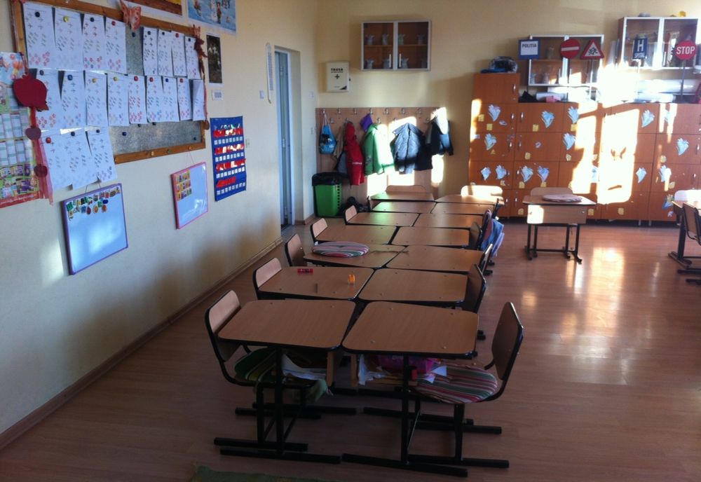 Cursuri suspendate într-o școală de lângă Timișoara