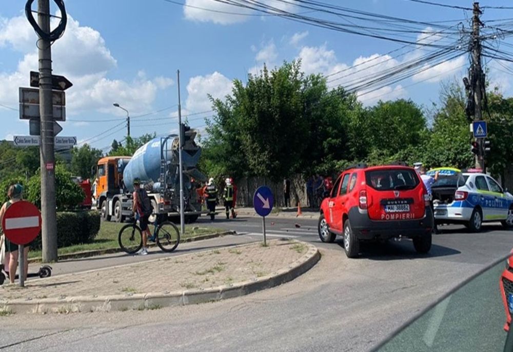 Un biciclist a fost strivit sub roțile unei betoniere, pe o trecere de pietoni din Timișoara