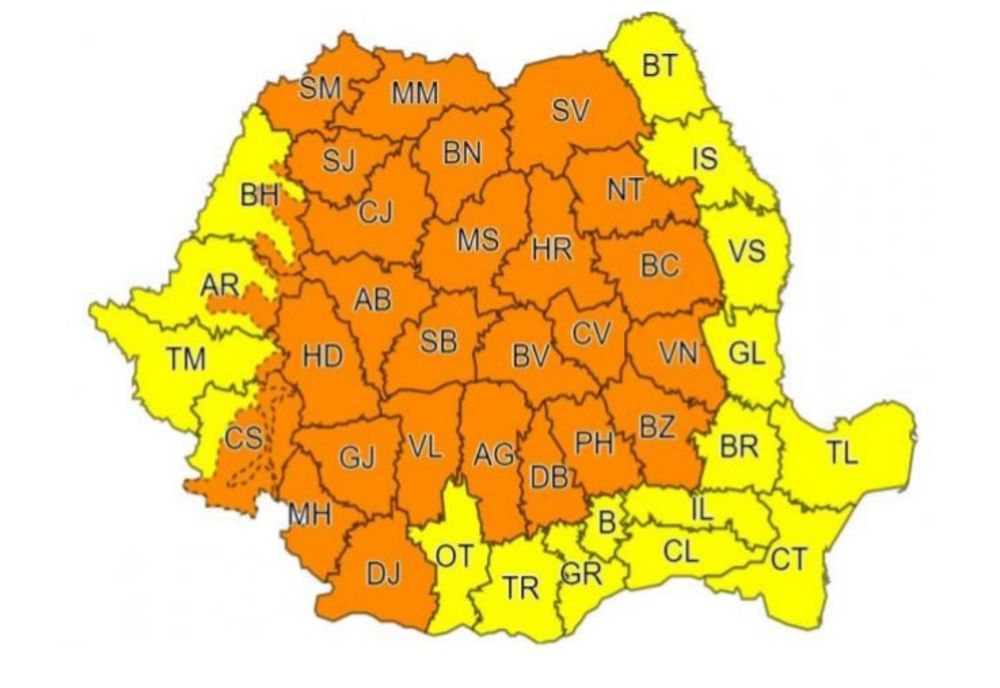 Avertizare meteo de furtuni în mai multe județe din țară, inclusiv tot vestul țării