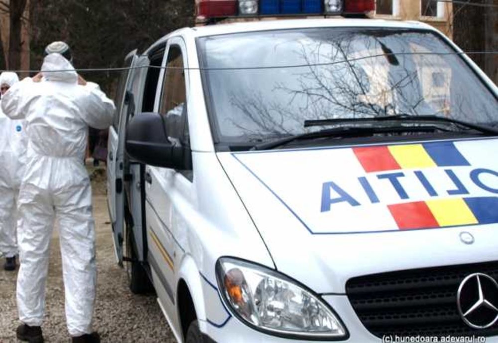 Scene de groază într-un oraș din Timiș. Un bărbat și-a ucis soția cu toporul, apoi și-a pus capăt zilelor