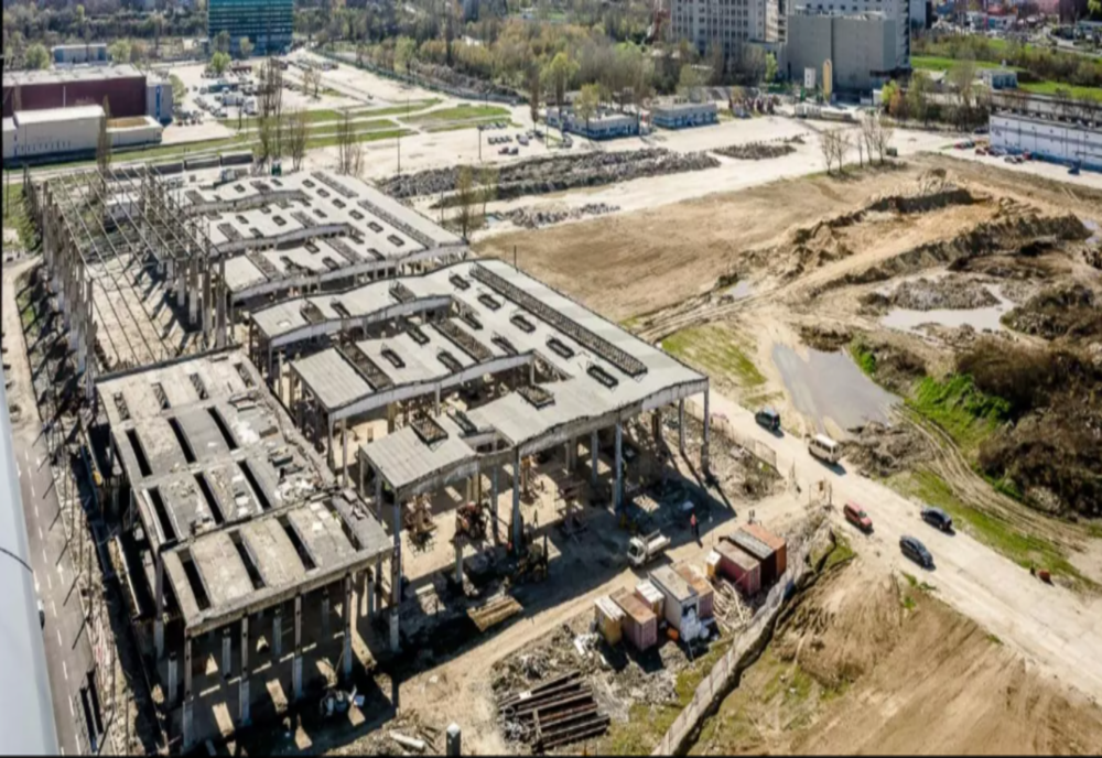 CULISELE STATULUI PARALEL. Uzina Semănătoarea, de la combine, la „combinații”