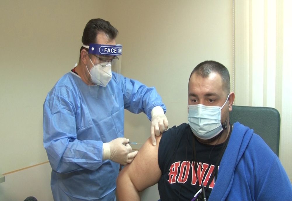 A început administrarea celei de-a treia doze de vaccin cadrelor medicale de la Spitalul de Boli Infecțioase și Pneumoftiziologie Dr. Victor Babeș Timișoara