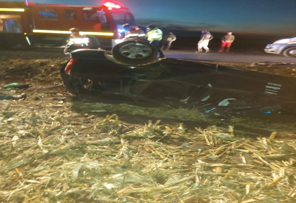 Șoferul mașinii care a făcut accidentul în care doi migtranți au murit și zece au fost răniți s-a predat