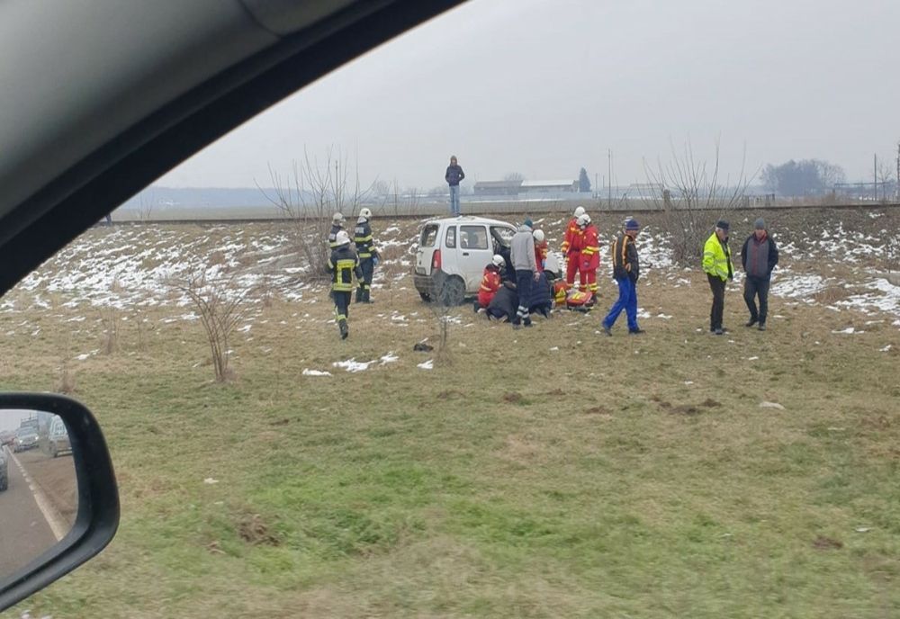 Accident cumplit lângă Timișoara. Nu s-a asigurat și a fost lovit ÎN PLIN de un tren