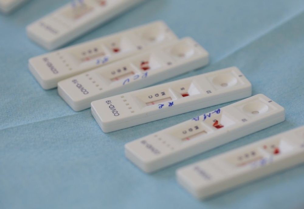 Inspectoratul Școlar Timiș nu mai are suficiente teste COVID pentru toți elevii de săptămâna viitoare