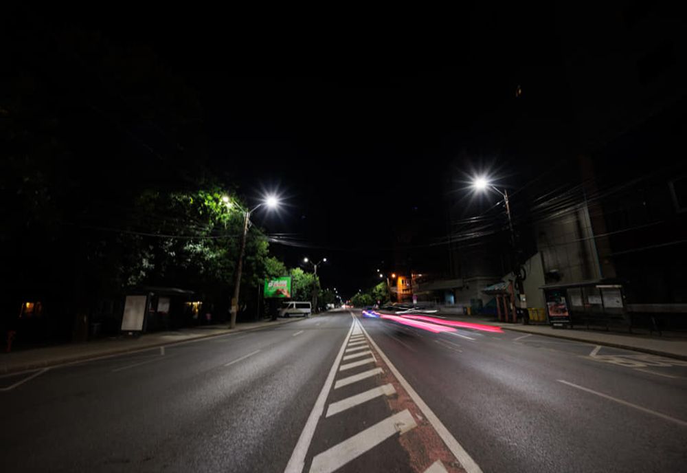 S-a încheiat operațiunea de modernizare a iluminatului public stradal pe mai multe artere importante din Timișoara