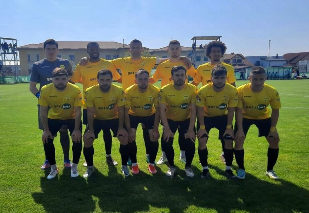 LIGA 2: FC Brașov încheie sezonul cu un succes la Dumbrăvița
