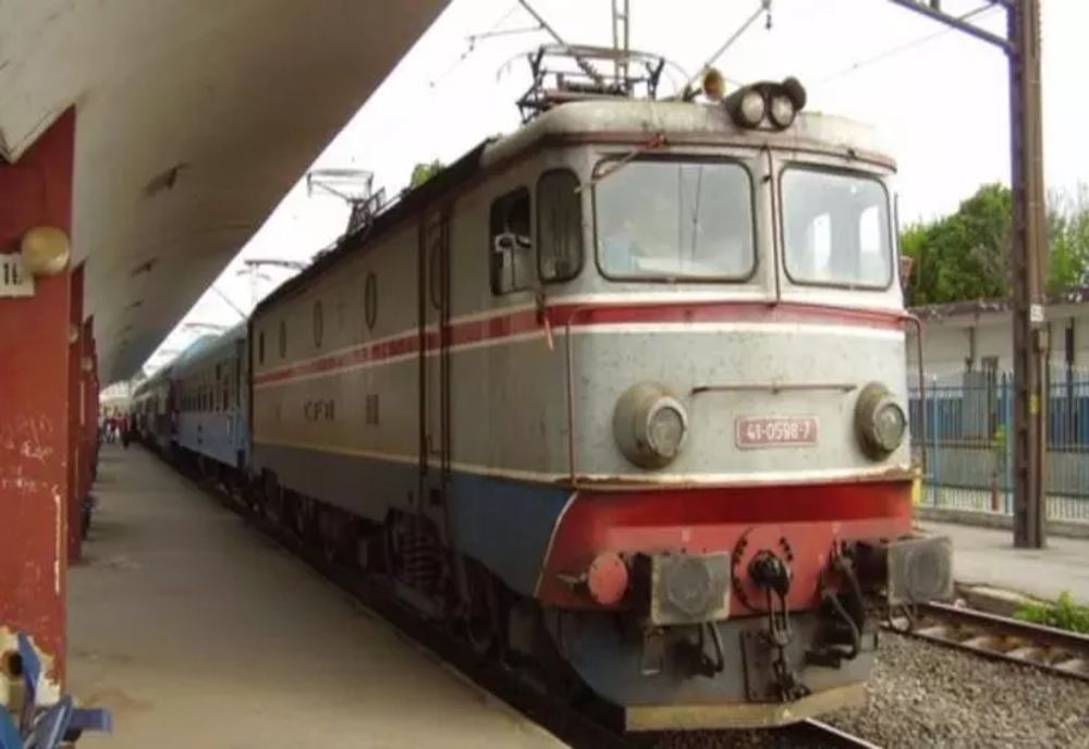 CFR Călători emite, de astăzi, abonamentele săptămânale și lunare exclusiv în format digital