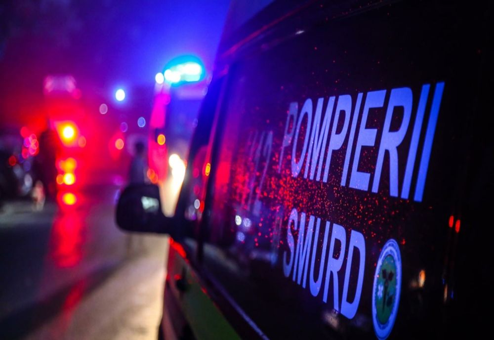 INCENDIU DE PROPORȚII LA O HALĂ DIN TIMIȘOARA. FOCUL A CUPRINS O SUPRAFAȚĂ DE 1.500MP