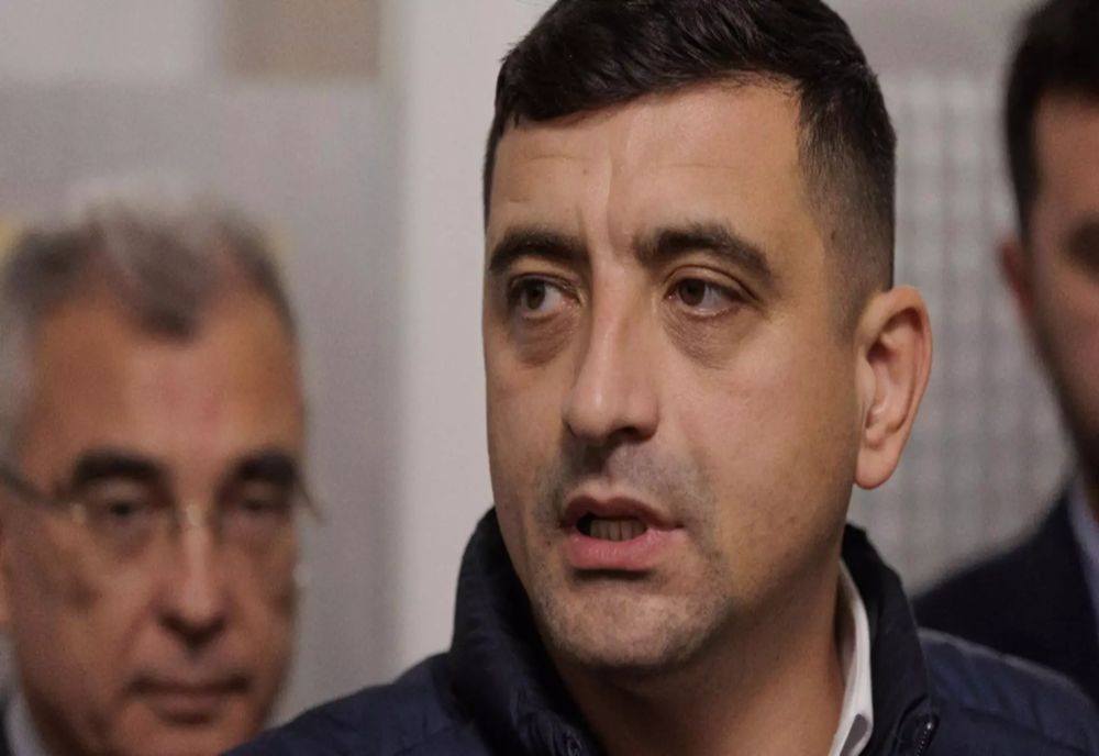 GEORGE SIMION DEPUNE CERERE DE RENUMĂRARE ÎN MAI MULTE SECȚII DE VOTARE: VREM SĂ FACEM MIȘCAREA PENTRU RECONSTRUCȚIA ROMÂNIEI