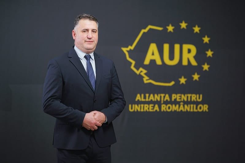 Ciprian-Paraschiv-AUR-PRESEDINTE COMISIA PENTRU TINERET SI SPORT-PERFORMANTA-ECHIPE