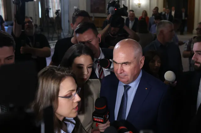 EXCLUSIV: Noi acțiuni la instanță depuse împotriva lui Bolojan