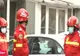 Autoritățile se joacă de-a evacuarea cu locatarii blocurilor în care s-au descoperit substanțe toxice