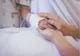 Doi copii și mama lor au murit după ce în bloc s-a dat cu pesticide