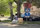 A coborât dintr-un bolid de lux ca să arunce gunoi pe stradă. Gestul l-a costat scump