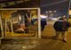 Gest violent: un copil a spart peretele de sticlă al unei stații de transport în comun, pe un bulevard aglomerat din Timișoara